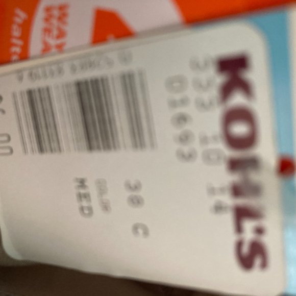 NWT - Convertible bra by Warner's Tan - 36 C - Picture 5 of 6